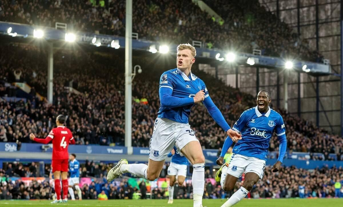 皇马球员伤病潮袭击球队阵容受挫的简单介绍