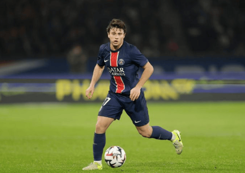 莱比锡错失单刀球，巴黎圣日耳曼门将神勇扑救成最大功臣！的简单介绍