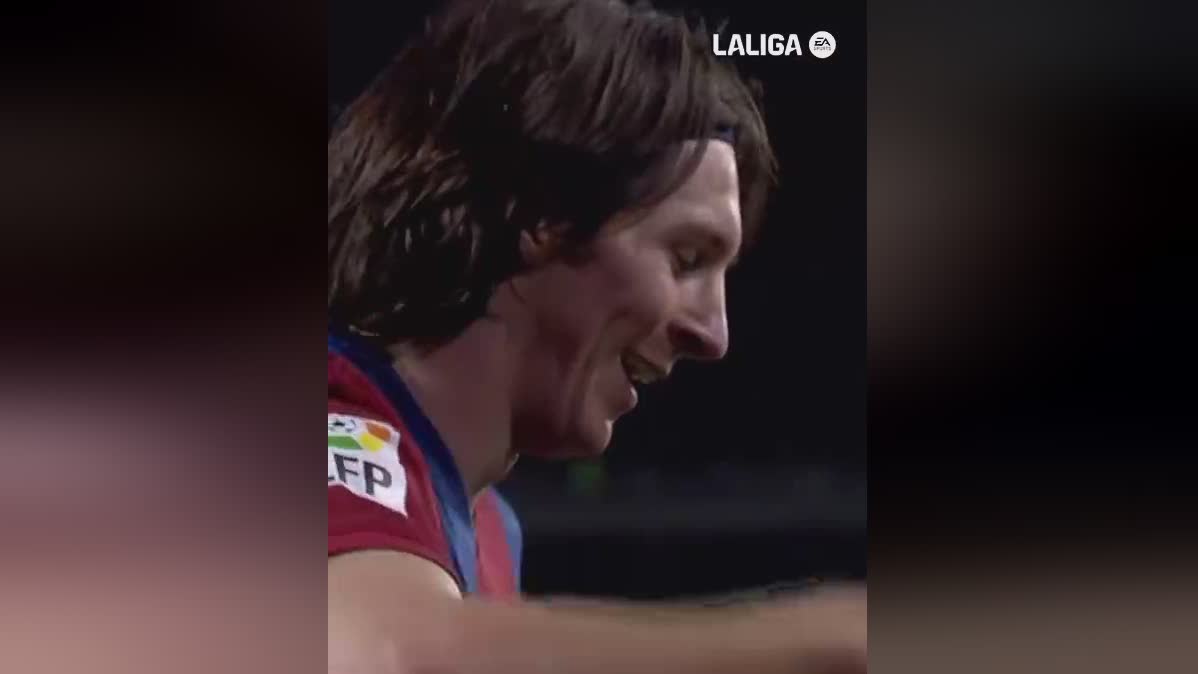 巴萨再度上演帽子戏法，多特蒙德后防线成筛子！的简单介绍