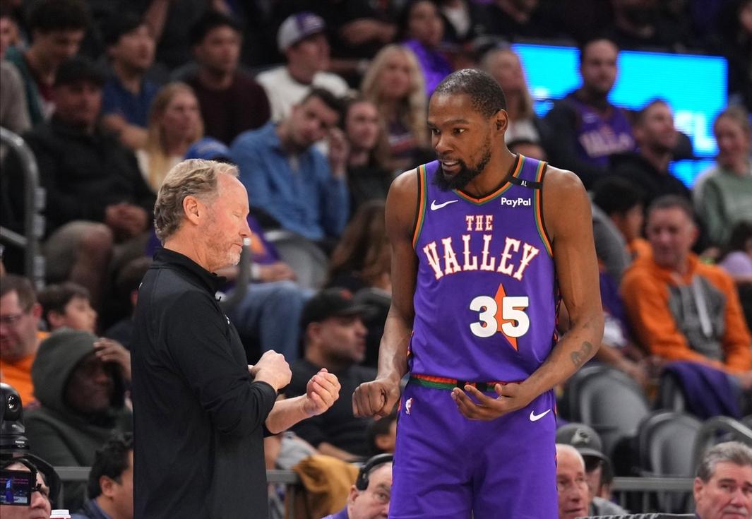  杜兰特巅峰对决，东契奇与80激战TL分钟，赛事规则更新胜负难料！